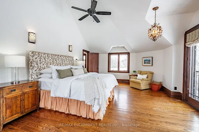 Additional image 24 of 76 Oak Ave