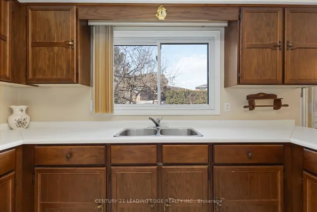 Additional image 23 of 4 Eagledance Dr