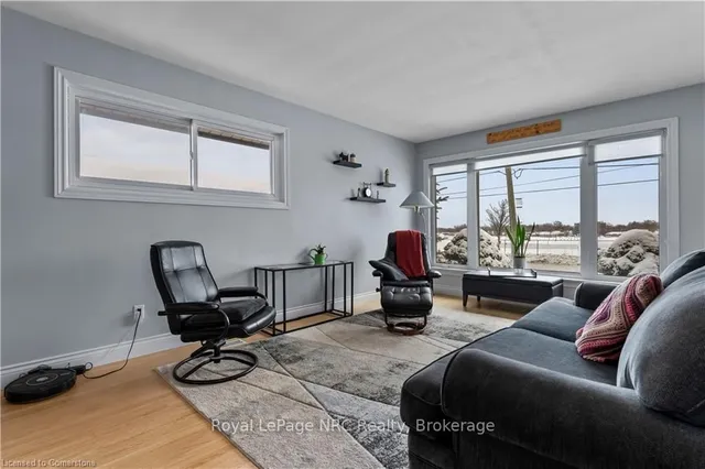 Additional image 9 of 774 Upper Sherman Ave