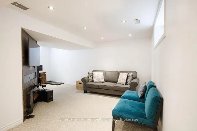 Additional image 27 of 134 Foxglove Cres