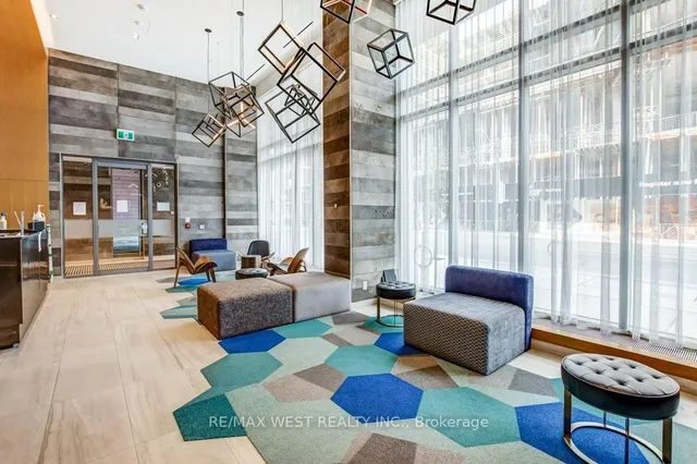 Additional image 31 of 120 Parliament St Unit Th105