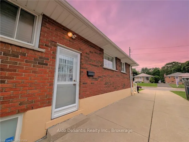 Additional image 24 of 585 East 27th St