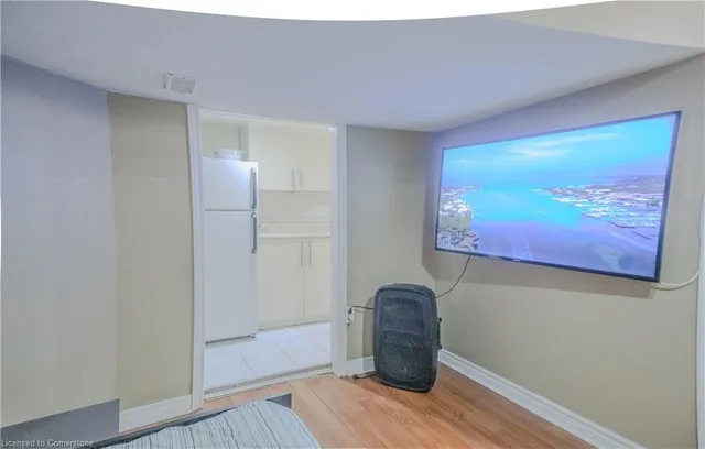 Additional image 20 of 24 Goldwin Ave