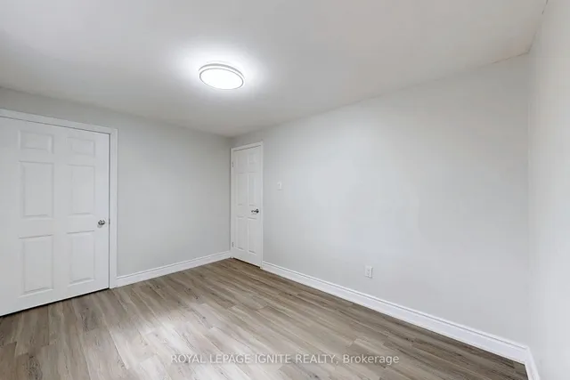 Additional image 31 of 47 Marthclare Ave