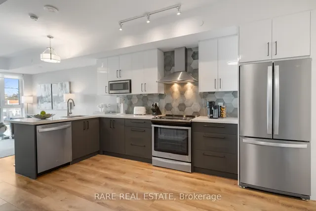 Additional image 3 of 16 McAdam Ave Unit 202