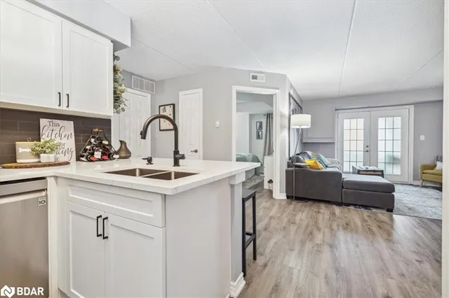 Additional image 7 of 2055 Appleby Line Line Unit 306