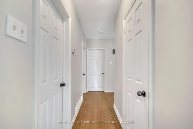 Additional image 20 of 21 Rossander Crt