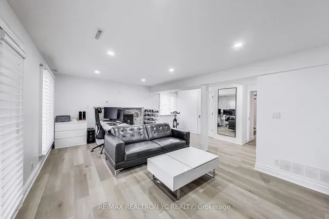 Additional image 24 of 64 Stillwater Cres