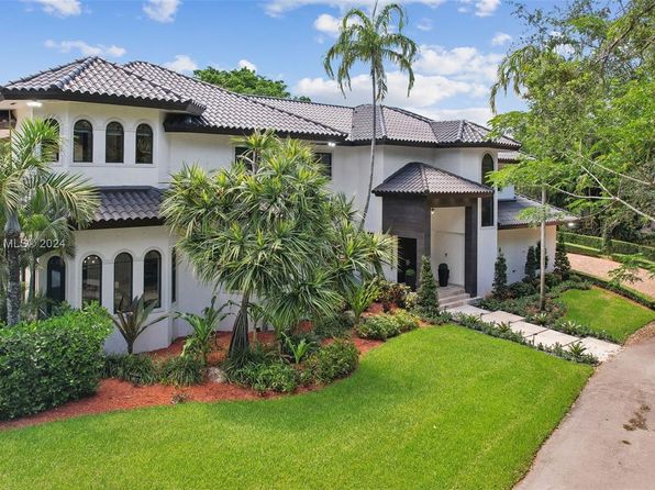 9425 SW 114th St, Miami, FL 33176