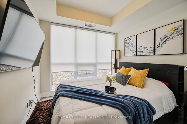 Additional image 33 of 15 Lynch St Unit 408