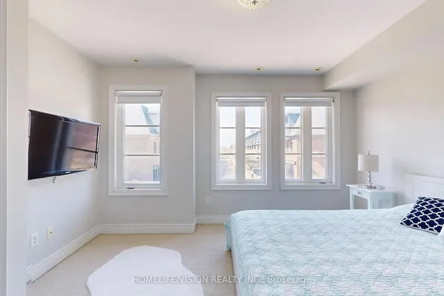 Additional image 25 of 89 Ruby Lang Lane