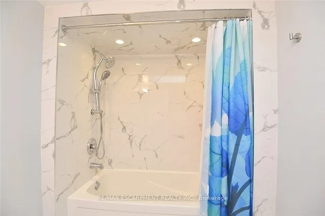 Additional image 37 of 3 Suter Cres