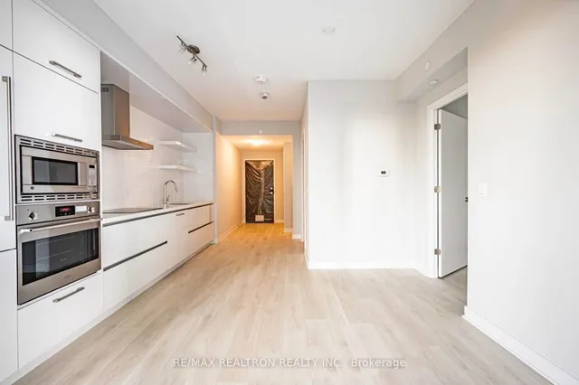 Additional image 3 of 2221 Yonge St Unit 4606