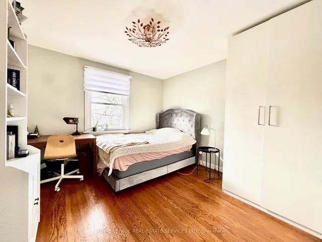 Additional image 8 of 131 York Mills Rd