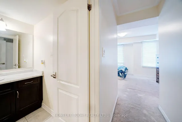 Additional image 24 of 45 Heron Park Pl Unit 14