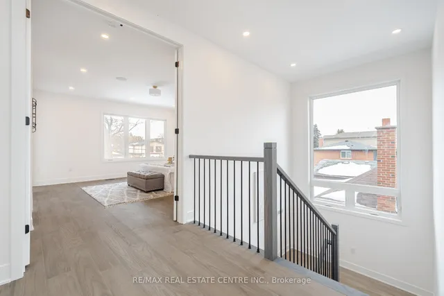 Additional image 18 of 404 Melrose St