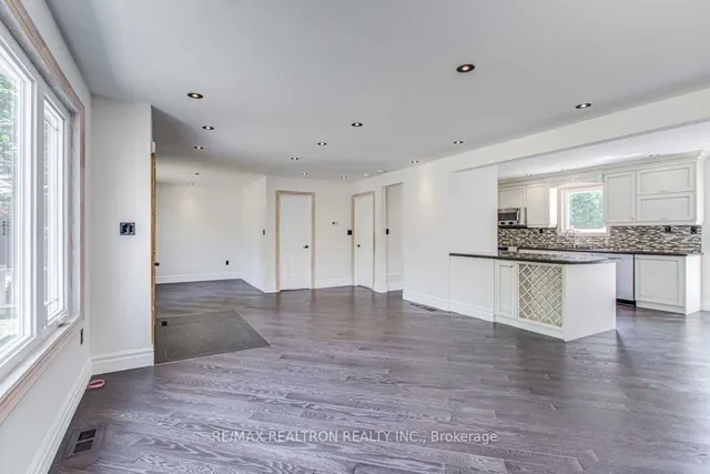 Additional image 10 of 7 Risebrough Ave