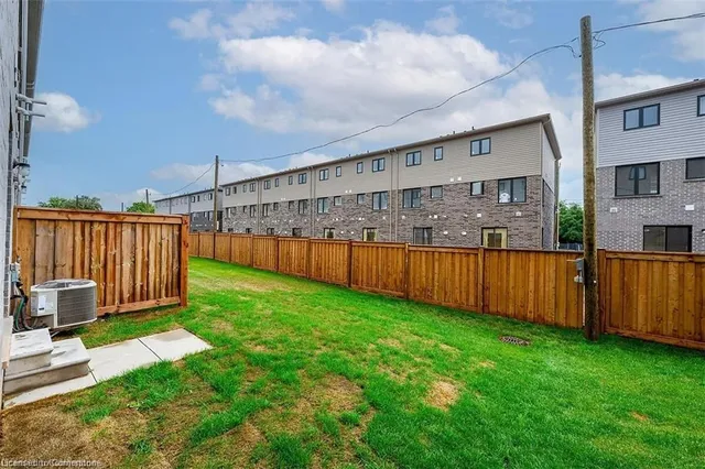 Additional image 34 of 31 Radison Lane