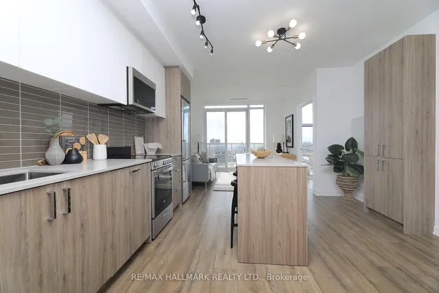 Additional image 10 of 1787 St. Clair Ave Unit 1111