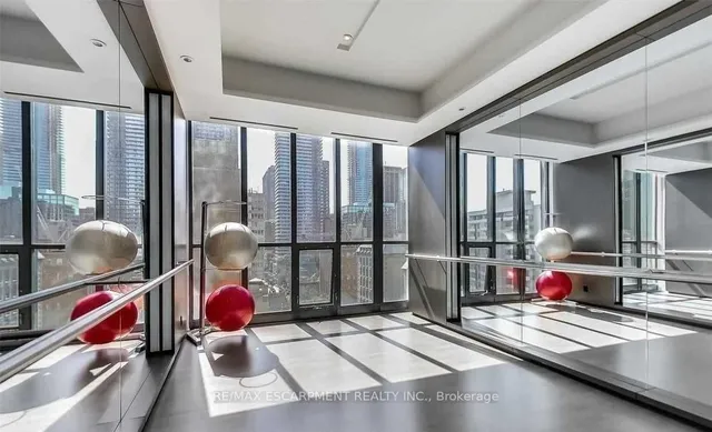 Additional image 13 of 101 Charles St Unit 2809