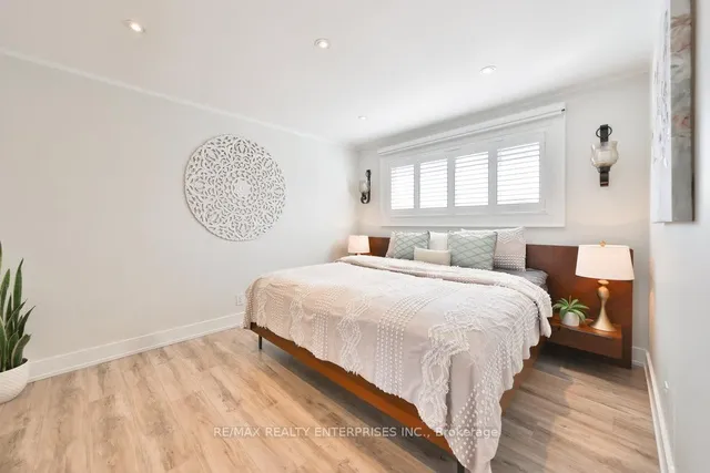 Additional image 21 of 1214 Nottingham Ave