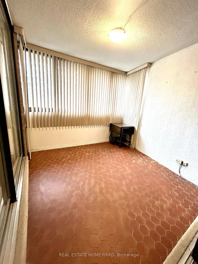 Additional image 5 of 1201 Steeles Ave Unit 102