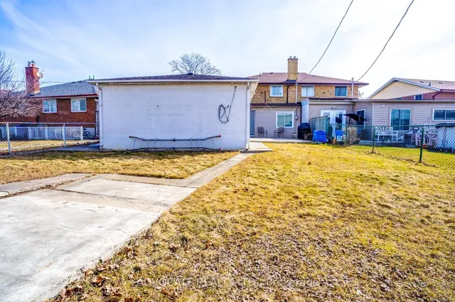 Additional image 39 of 74 Clarion Rd