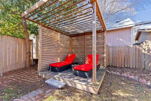 Additional image 21 of 2 Bracebridge Ave