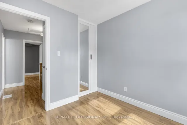 Additional image 23 of 49 Dawson Cres