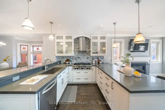 Additional image 6 of 194 Lee Ave