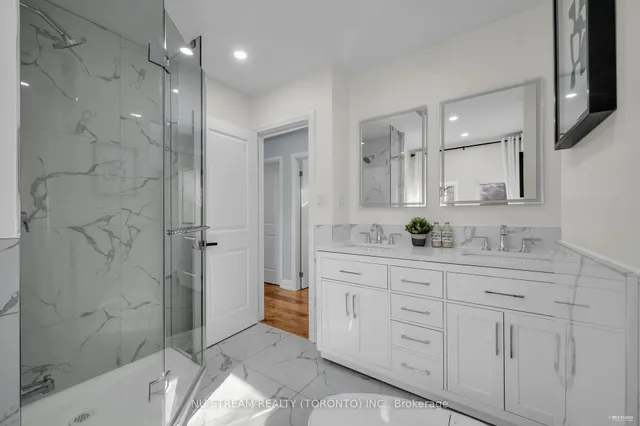 Additional image 31 of 16 Runnymede Rd