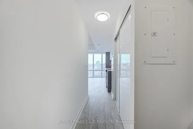 Additional image 5 of 665 Queen St Unit 517