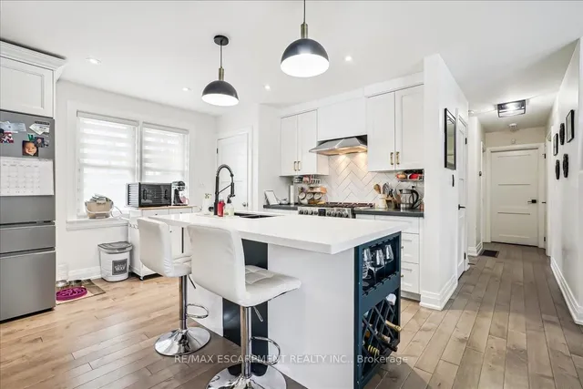 Additional image 14 of 2285 Sunnydale Dr