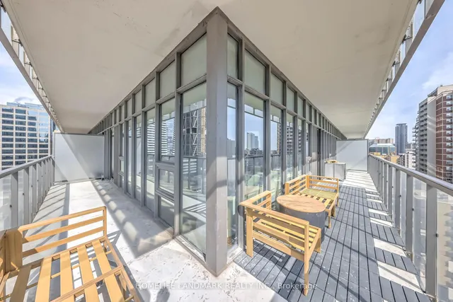 Additional image 19 of 33 Charles St Unit 1405