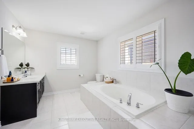 Additional image 24 of 12 ACTION Dr