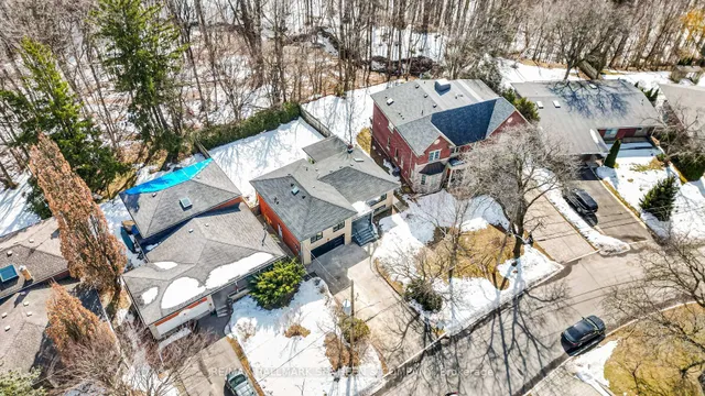 Additional image 4 of 27 Christine Cres