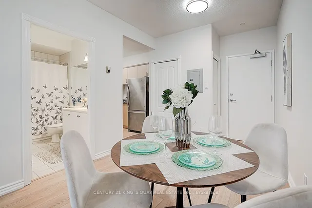 Additional image 17 of 393 King St Unit 808