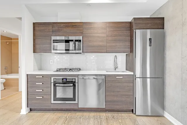 Additional image 18 of 11 Charlotte St Unit 2201