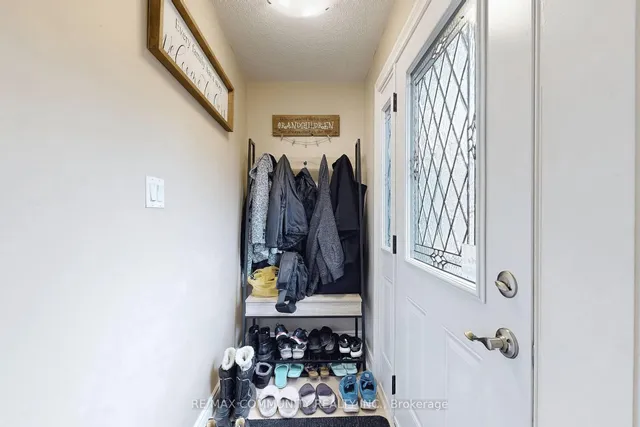 Additional image 10 of 142 Meighen Ave