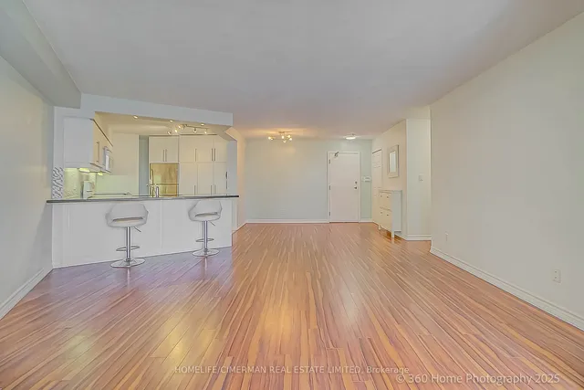 Additional image 13 of 20 Southport St Unit 413