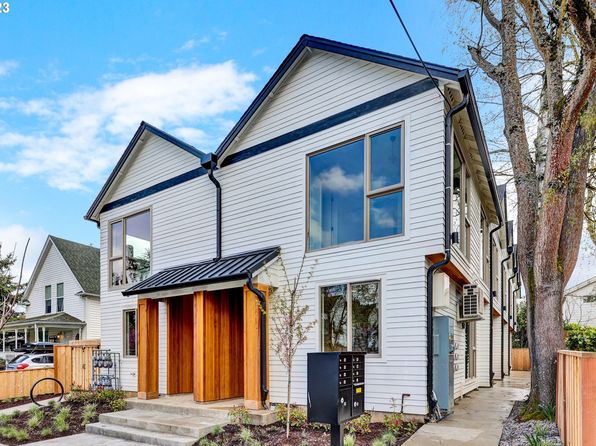 7558 N Berkeley Ave #2, Portland, OR 97203