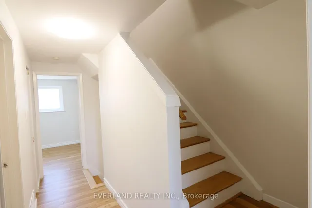 Additional image 22 of 8 Liszt Gate Unit 9