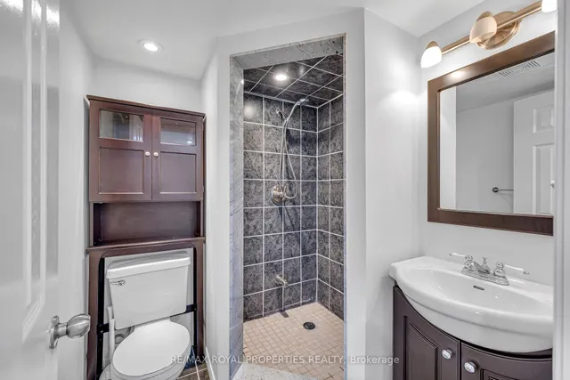 Additional image 43 of 19 Grosbeak Cres