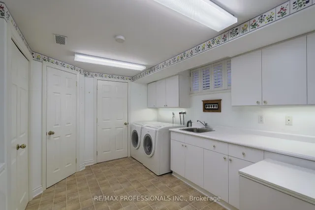 Additional image 32 of 28 Markwood Cres