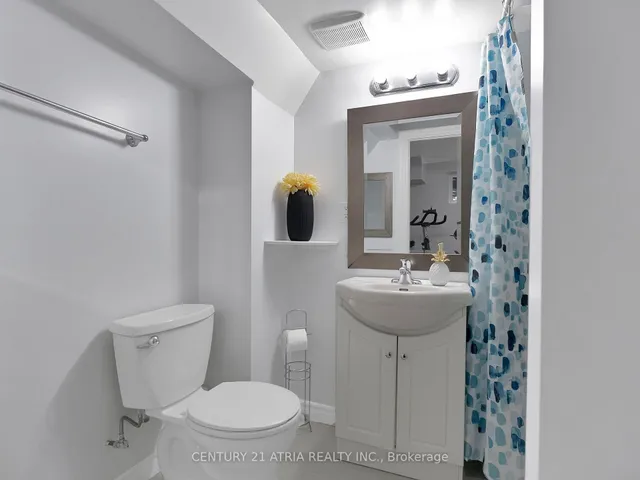 Additional image 41 of 72 Redwood Ave