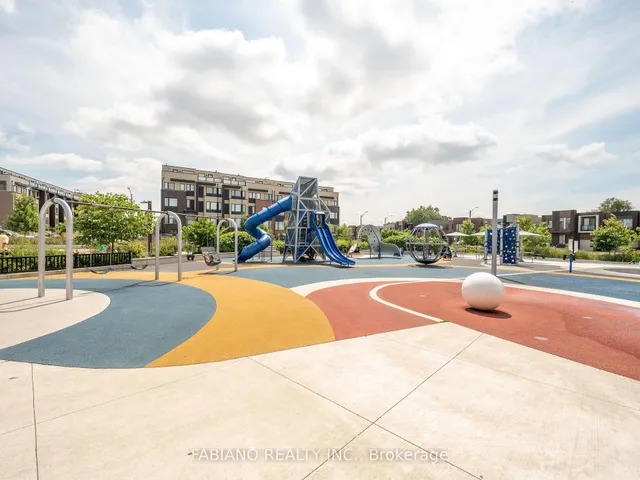 Additional image 43 of 55 Thomas Mulholland Dr Unit 8