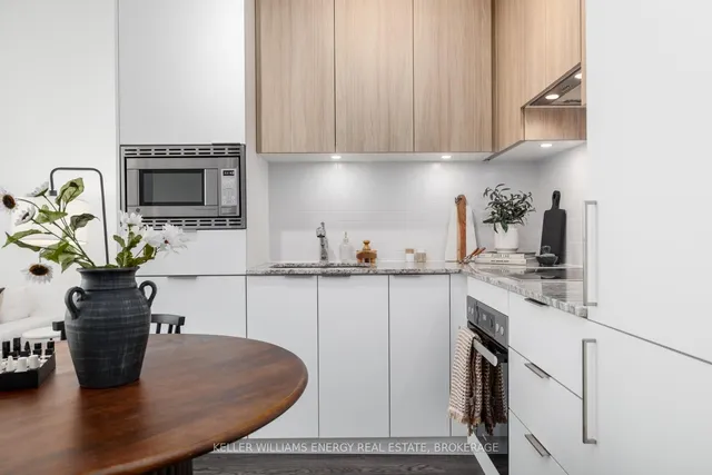 Additional image 4 of 50 O'Neill Rd Unit 1506