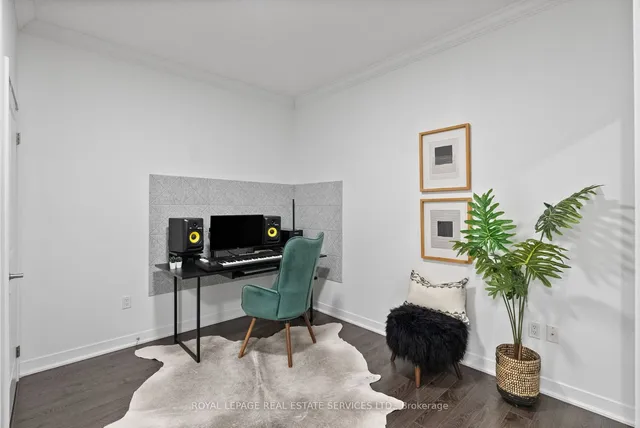 Additional image 20 of 90 Charlon Ave Unit 304