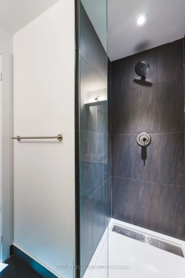 Additional image 15 of 251 Manitoba St Unit 1808