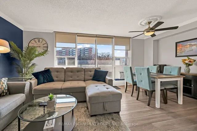 Additional image 9 of 1966 MAIN St Unit 502